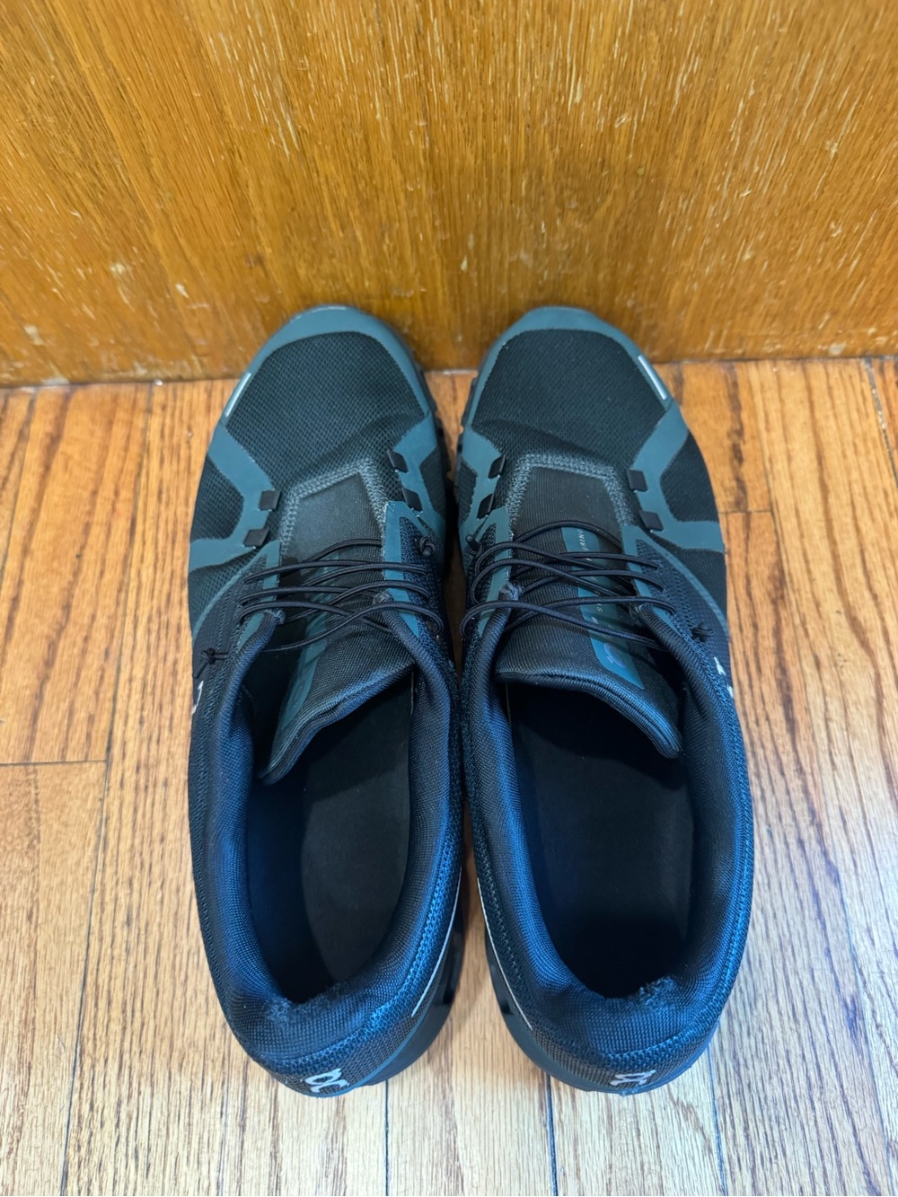 On Cloud Men’s Running Shoes Hunter Green & Black Size 10 - Picture 2 of 6